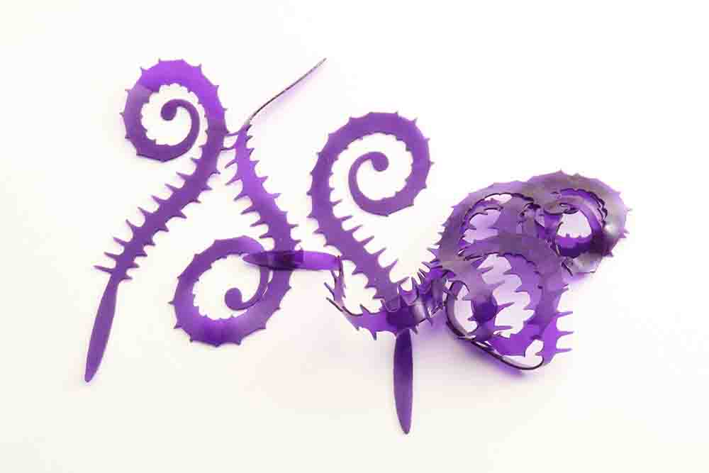 Kiley's Lilla Spiked Rolla Tails